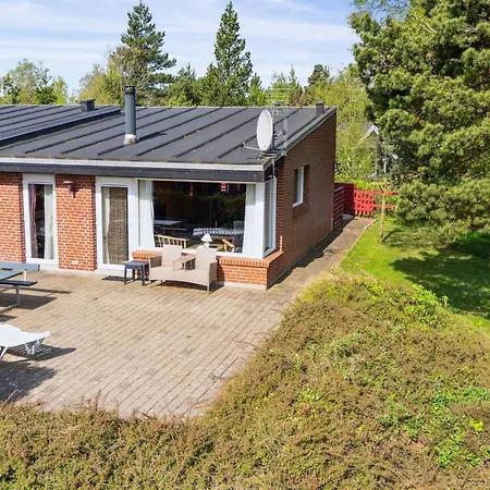 Nyaraló Sedine - 3-9km From The Sea By Interhome