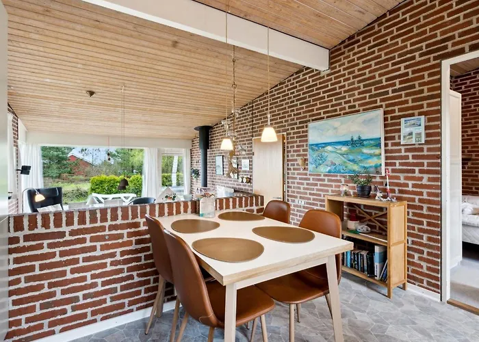 Hébergement de vacances Sedine - 3-9km From The Sea By Interhome